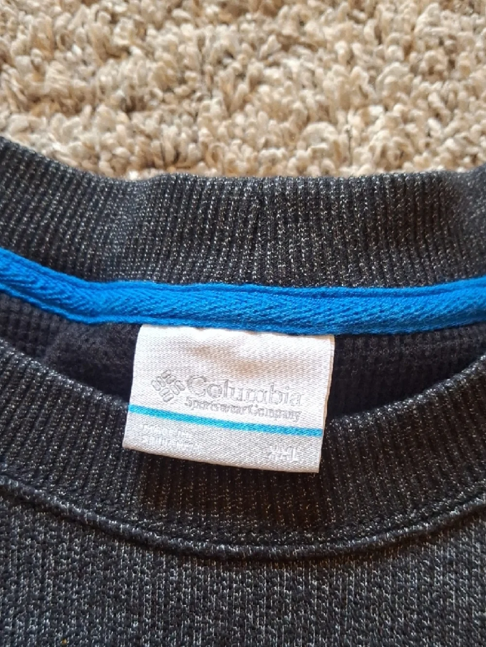 Columbia Men's Dark Gray Crewneck Sweater with Subtle Stripe - Picture 2 of 7